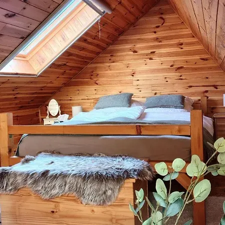 U Cechu ' Hideaway In Bohemian Nature 別荘 *